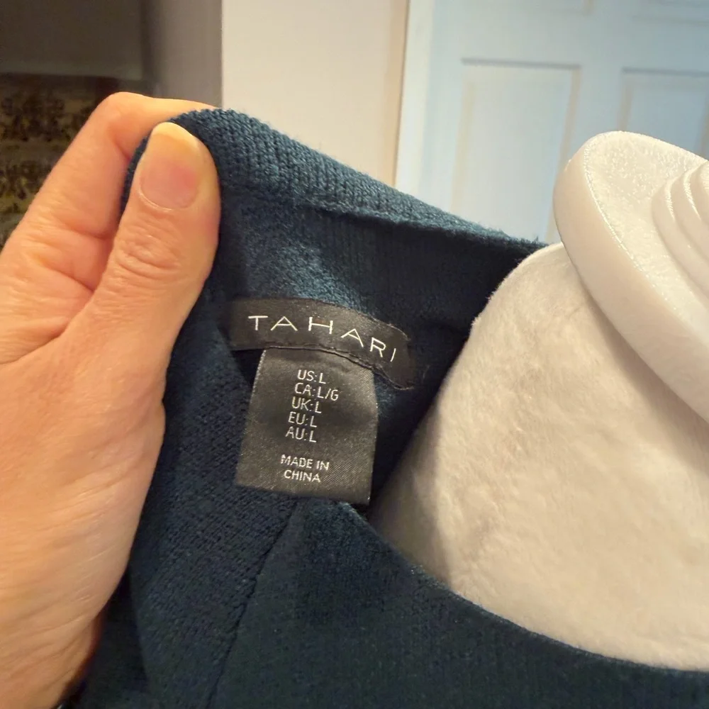 Tahari Pine Green Sweater with Button Accents - Picture 4 of 4